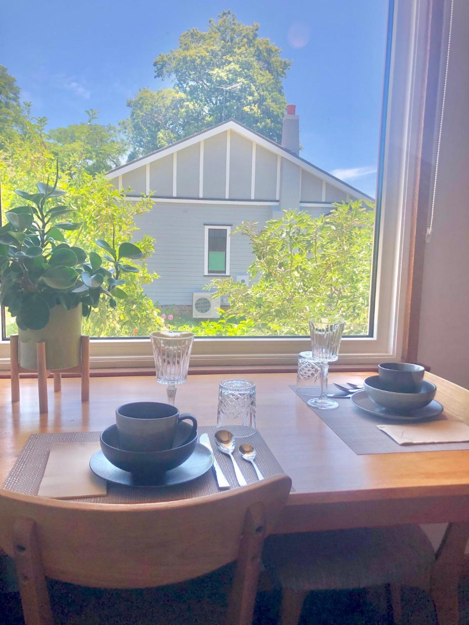 Lovely Budget Vegan Homestay Launceston Buitenkant foto