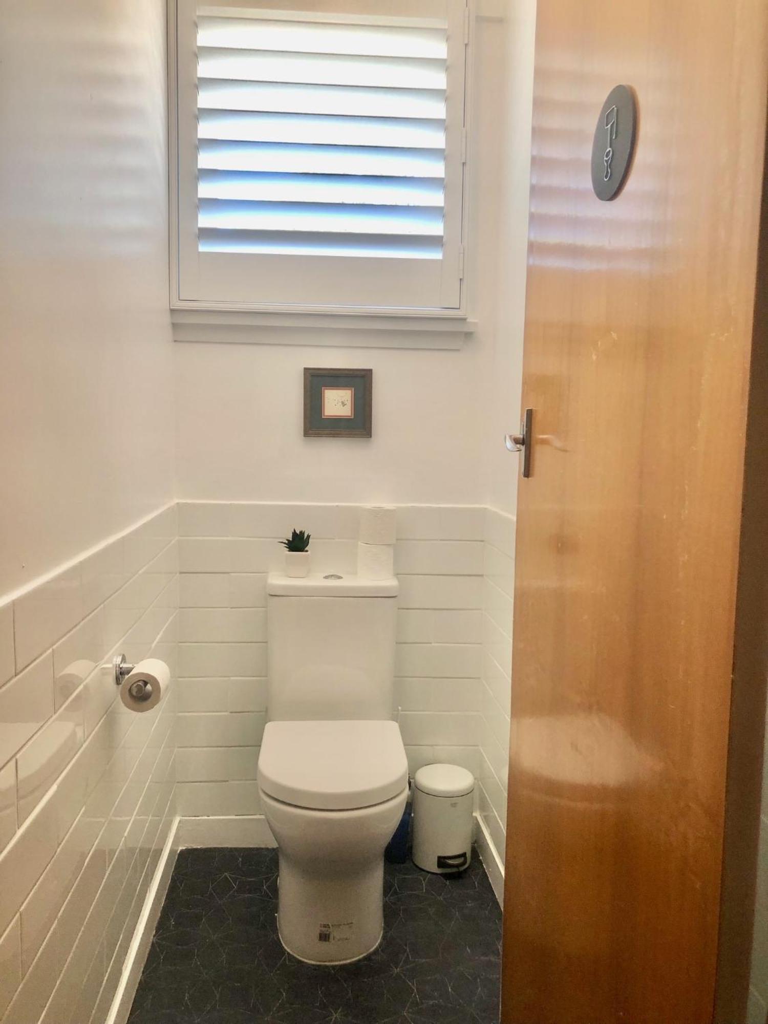 Lovely Budget Vegan Homestay Launceston Buitenkant foto